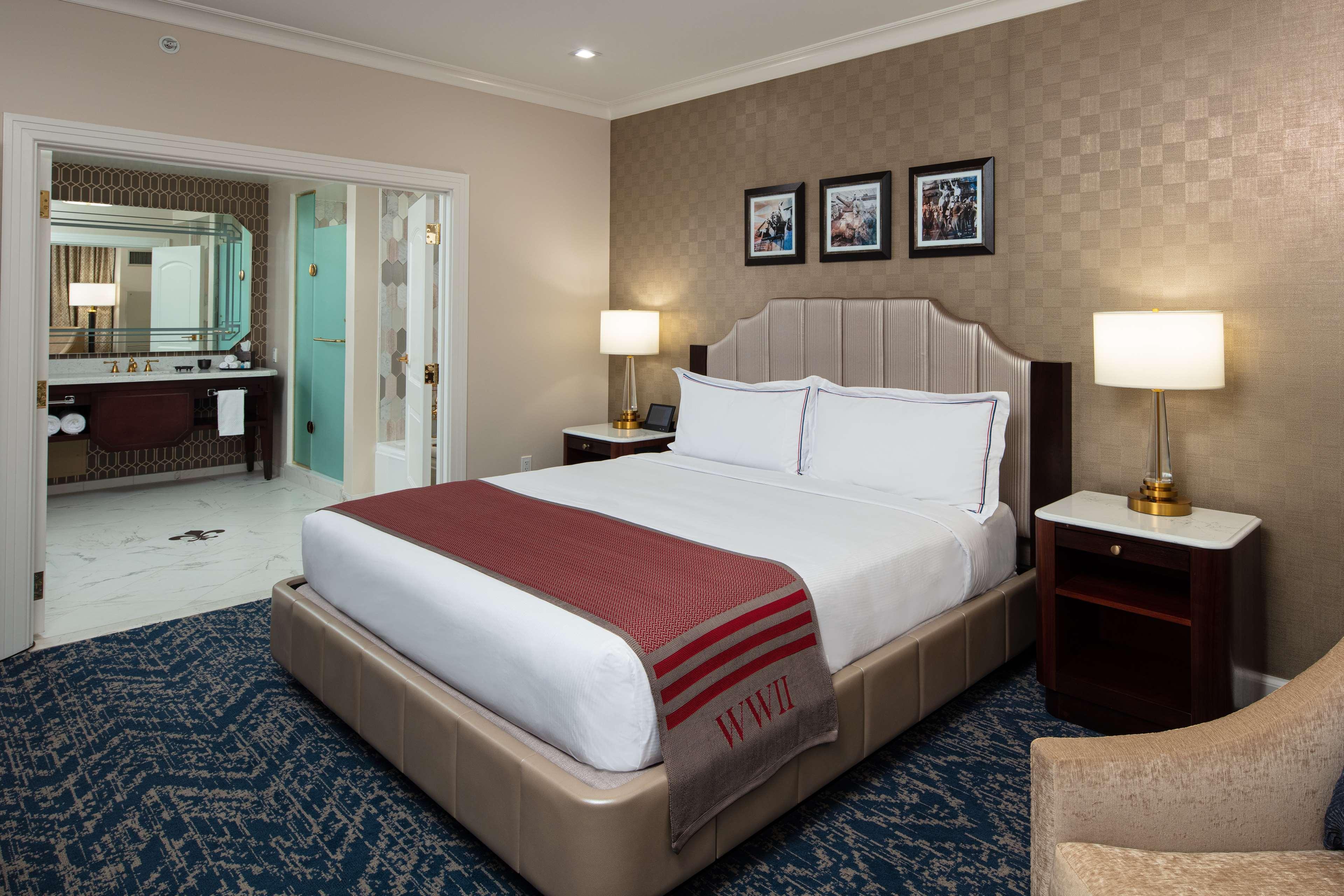 The Higgins Hotel New Orleans, Curio Collection By Hilton מראה חיצוני תמונה