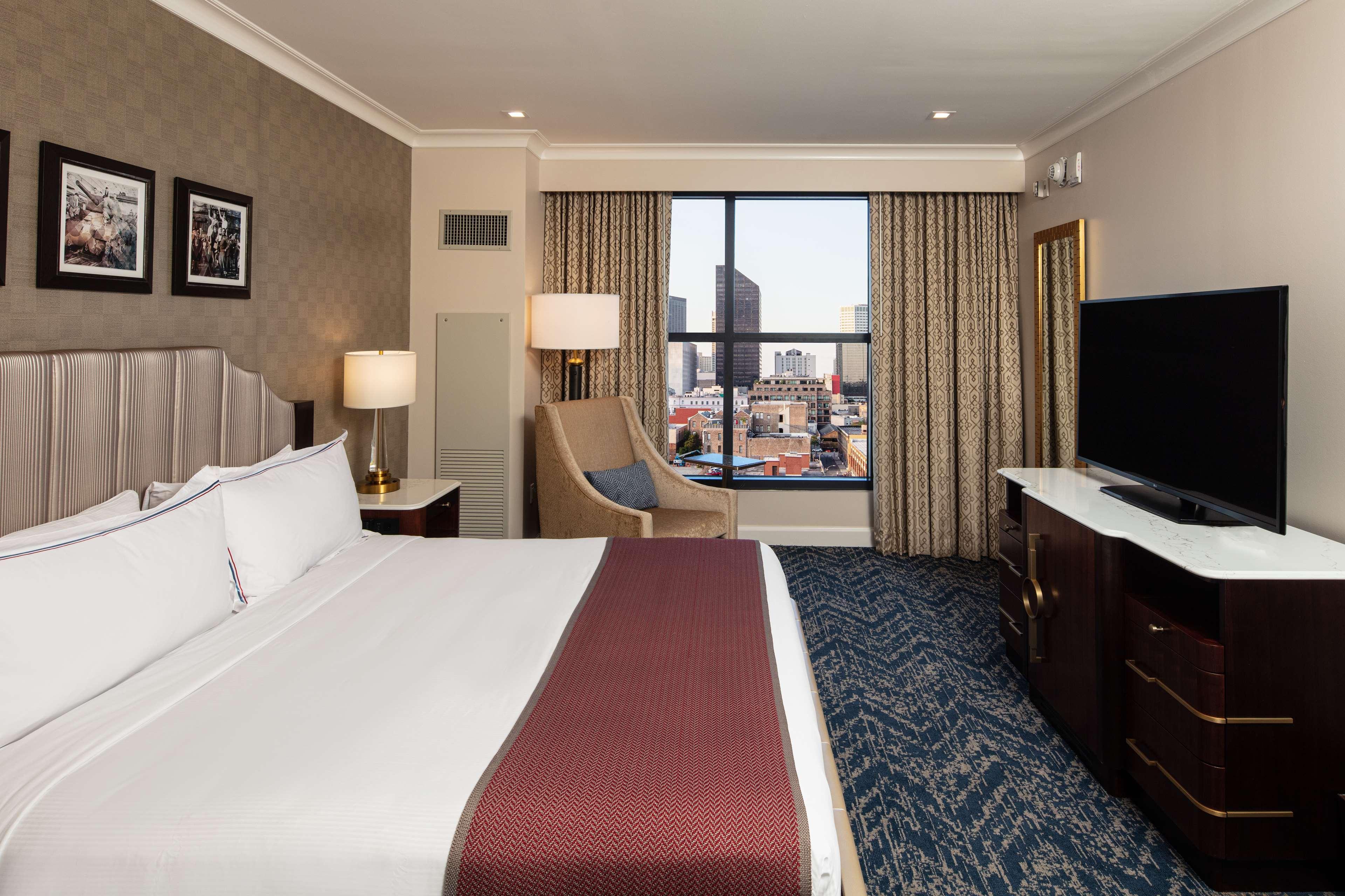The Higgins Hotel New Orleans, Curio Collection By Hilton מראה חיצוני תמונה