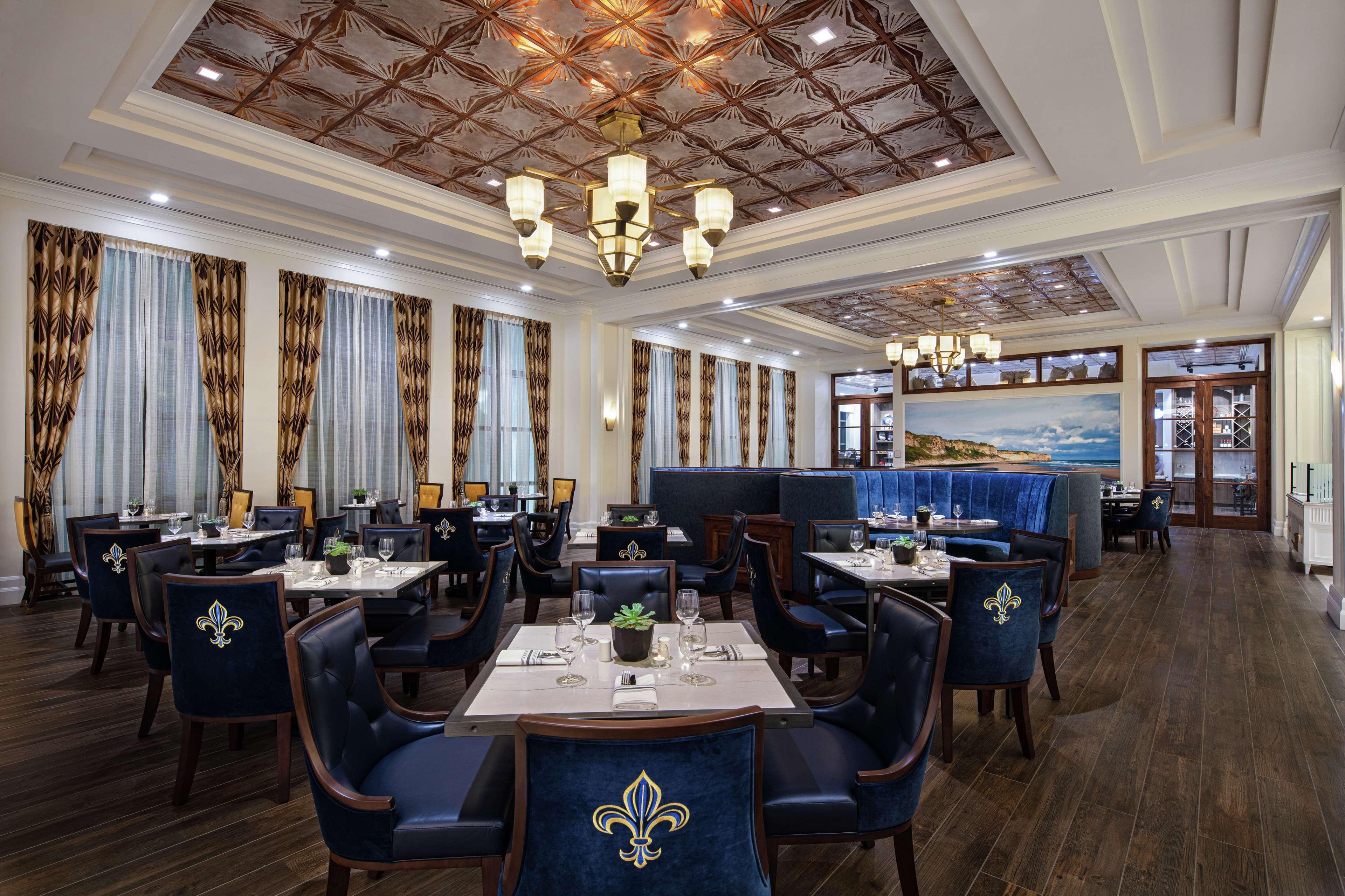 The Higgins Hotel New Orleans, Curio Collection By Hilton מראה חיצוני תמונה