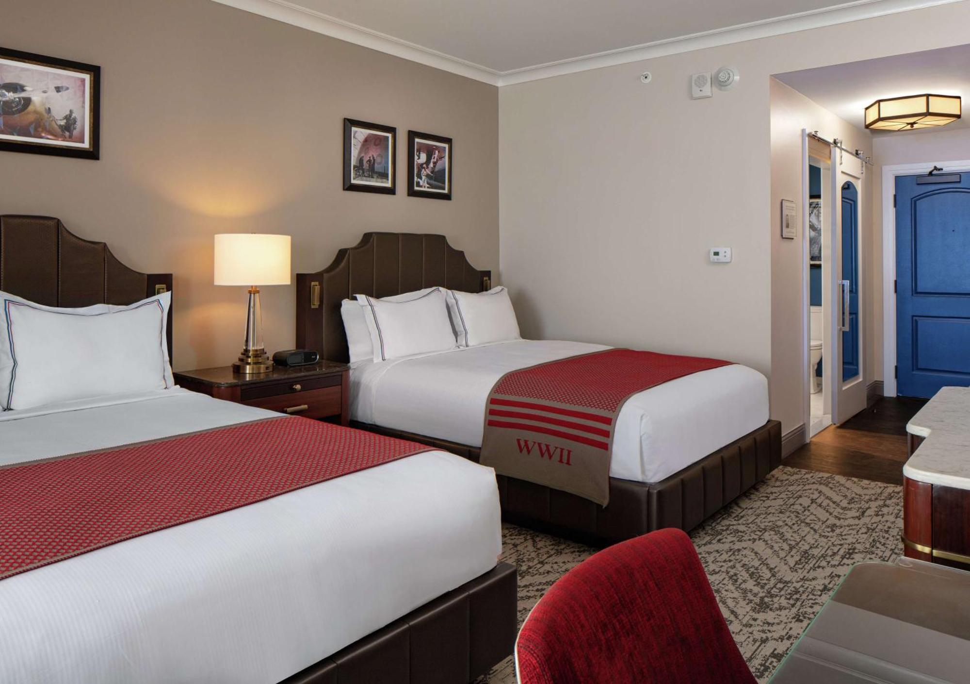 The Higgins Hotel New Orleans, Curio Collection By Hilton מראה חיצוני תמונה